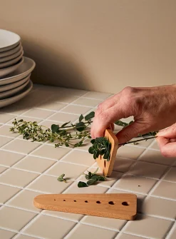 Maple wood herb stripper set