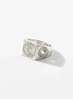 Marigold signet ring
