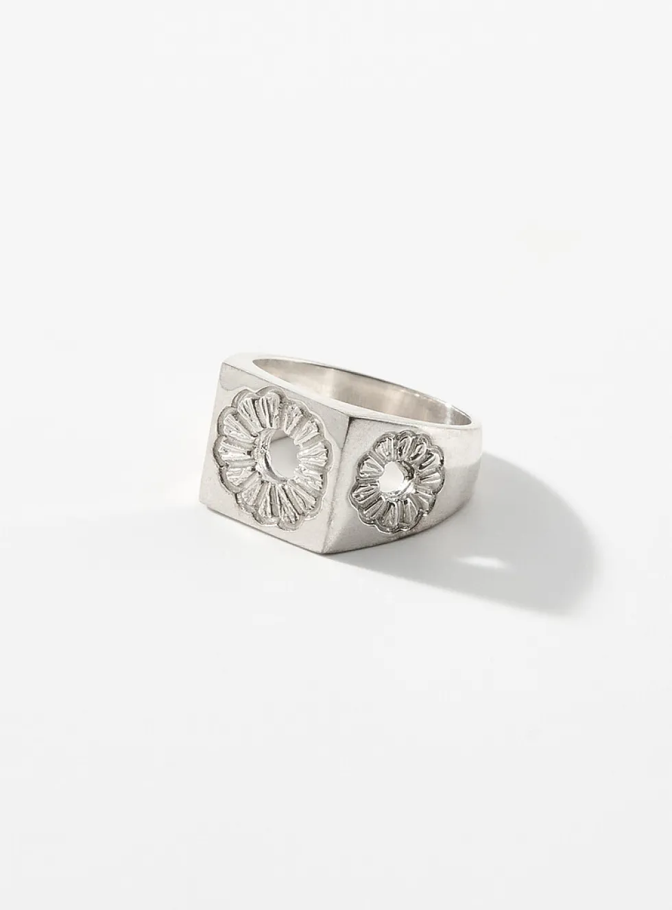 Marigold signet ring