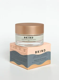Marine algae face moisturizer