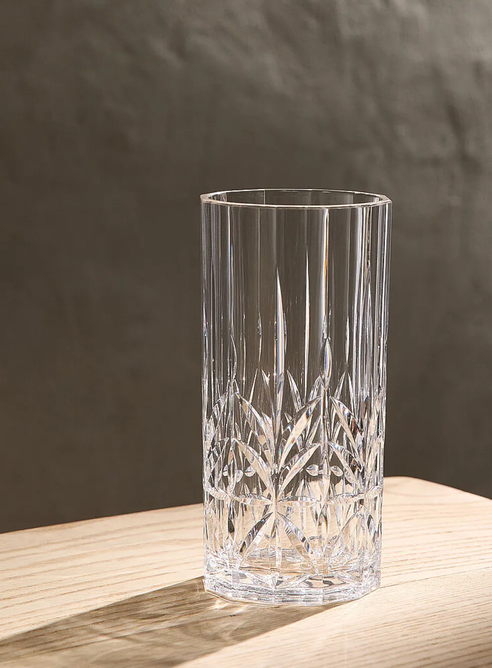 Marquis large acrylic glass