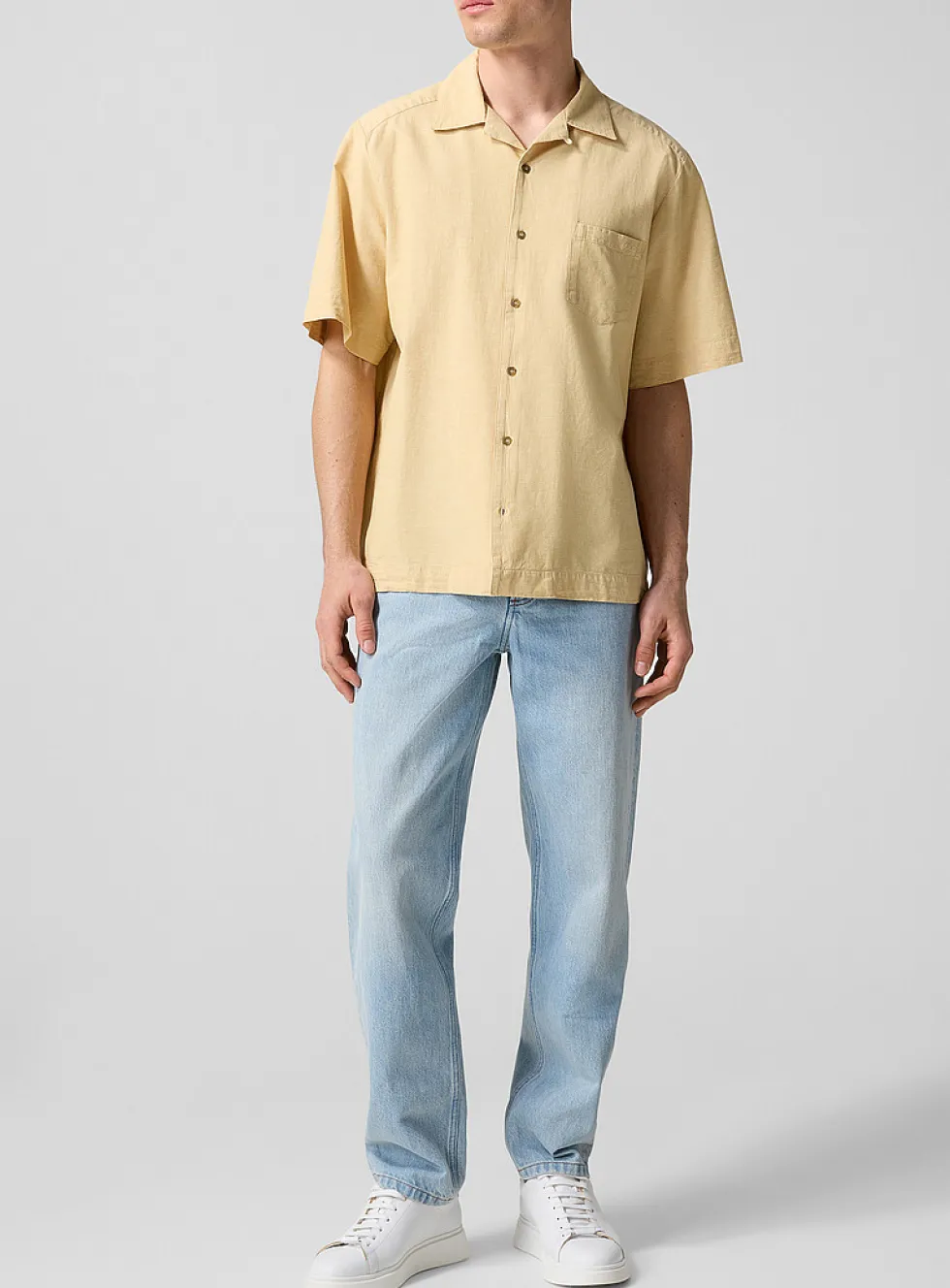 Martin pale blue jeans
