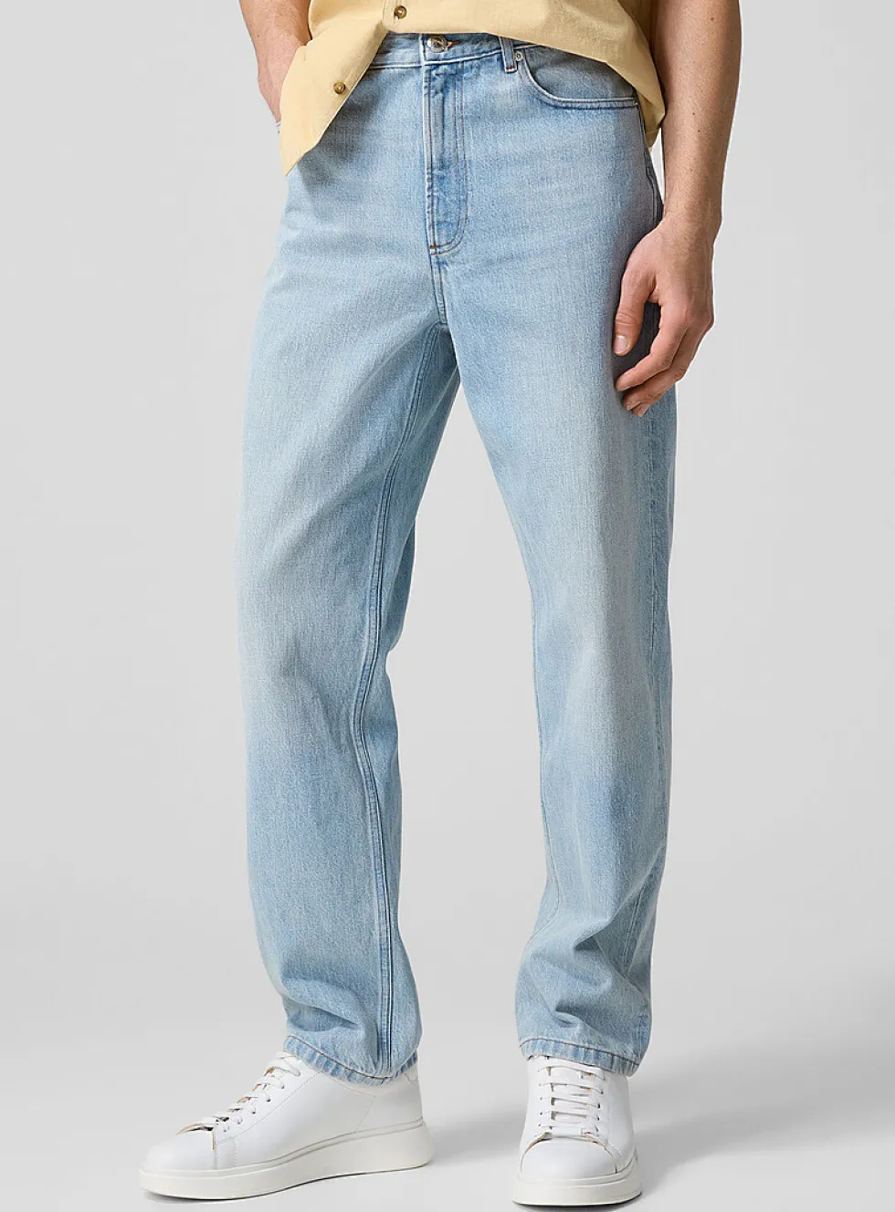 Martin pale blue jeans