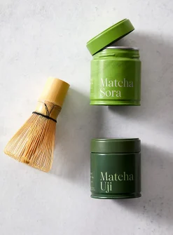 Matcha tea and whisk set