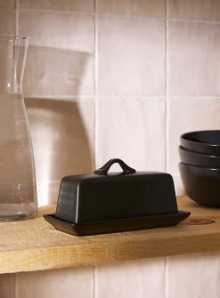 Matte ceramic butter dish