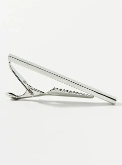 Matte-accent silver tie clip