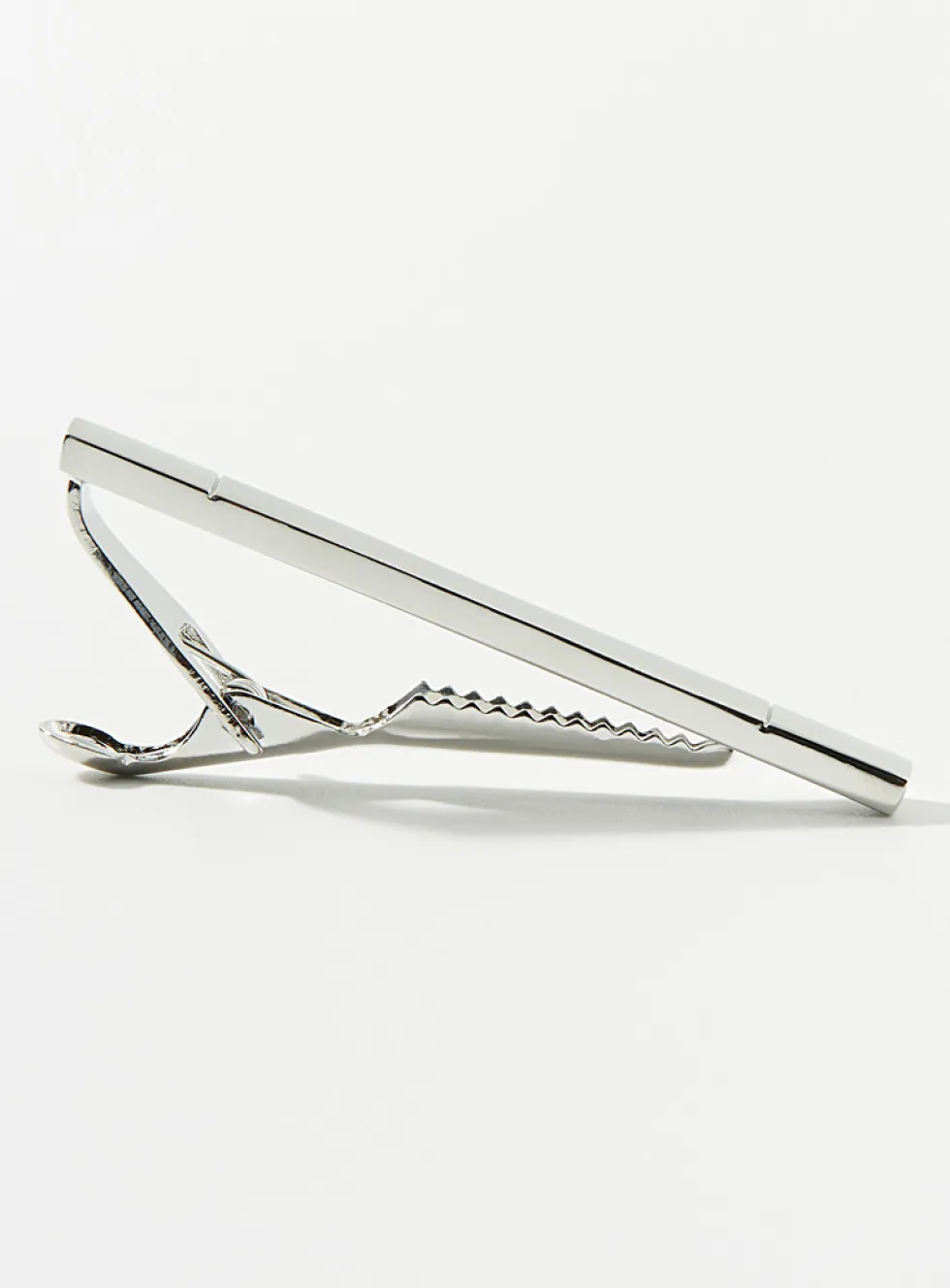 Matte-accent silver tie clip