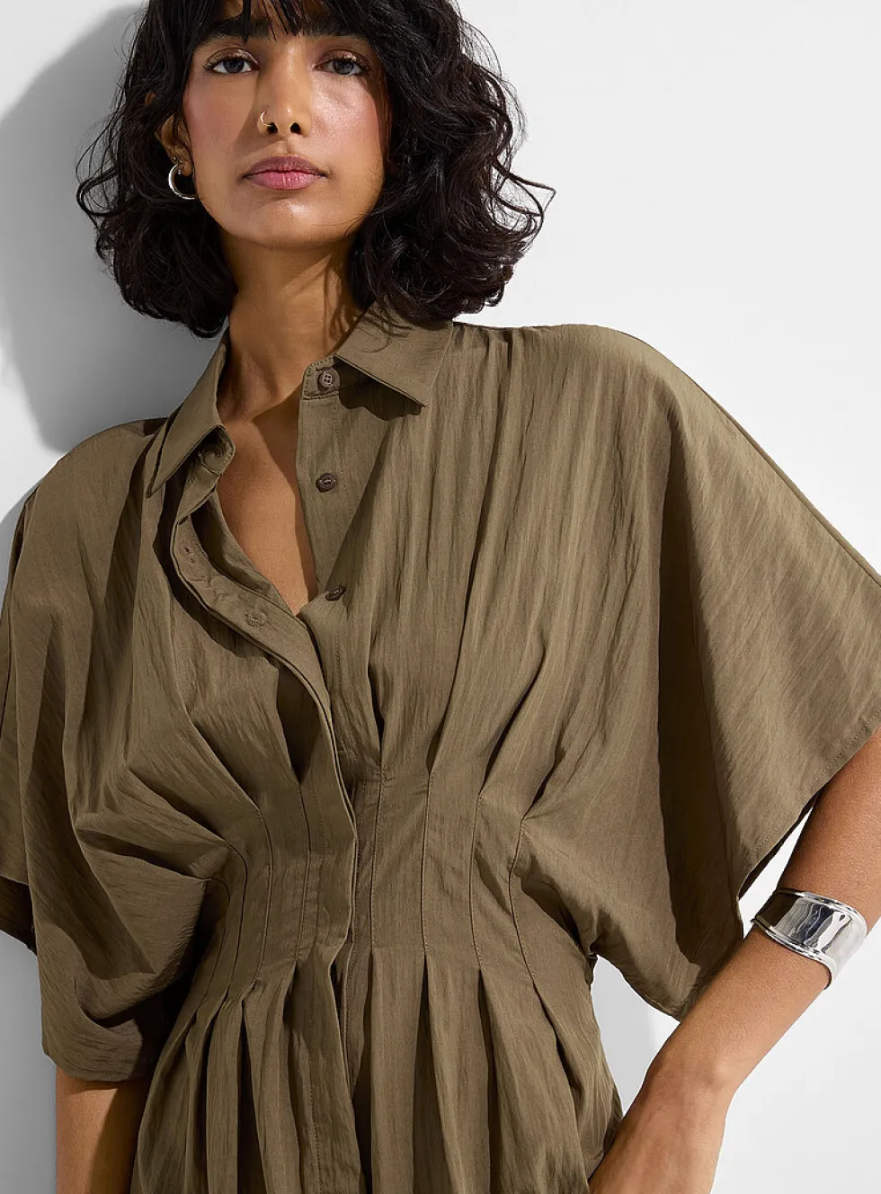 Maxi pleated cinched dress