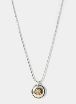 Medallion pendant necklace
