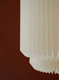 Medium no. 690 lamp