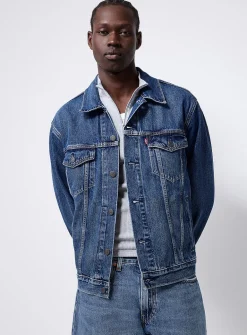 Medium-blue Trucker jean jacket
