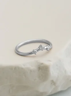 Melrose three diamond ring