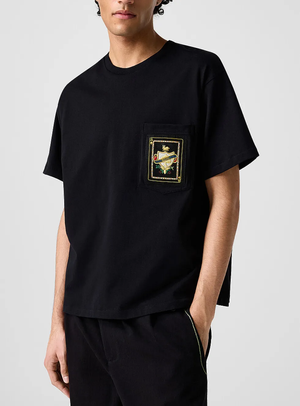 Metallic embroidery pocket T-shirt