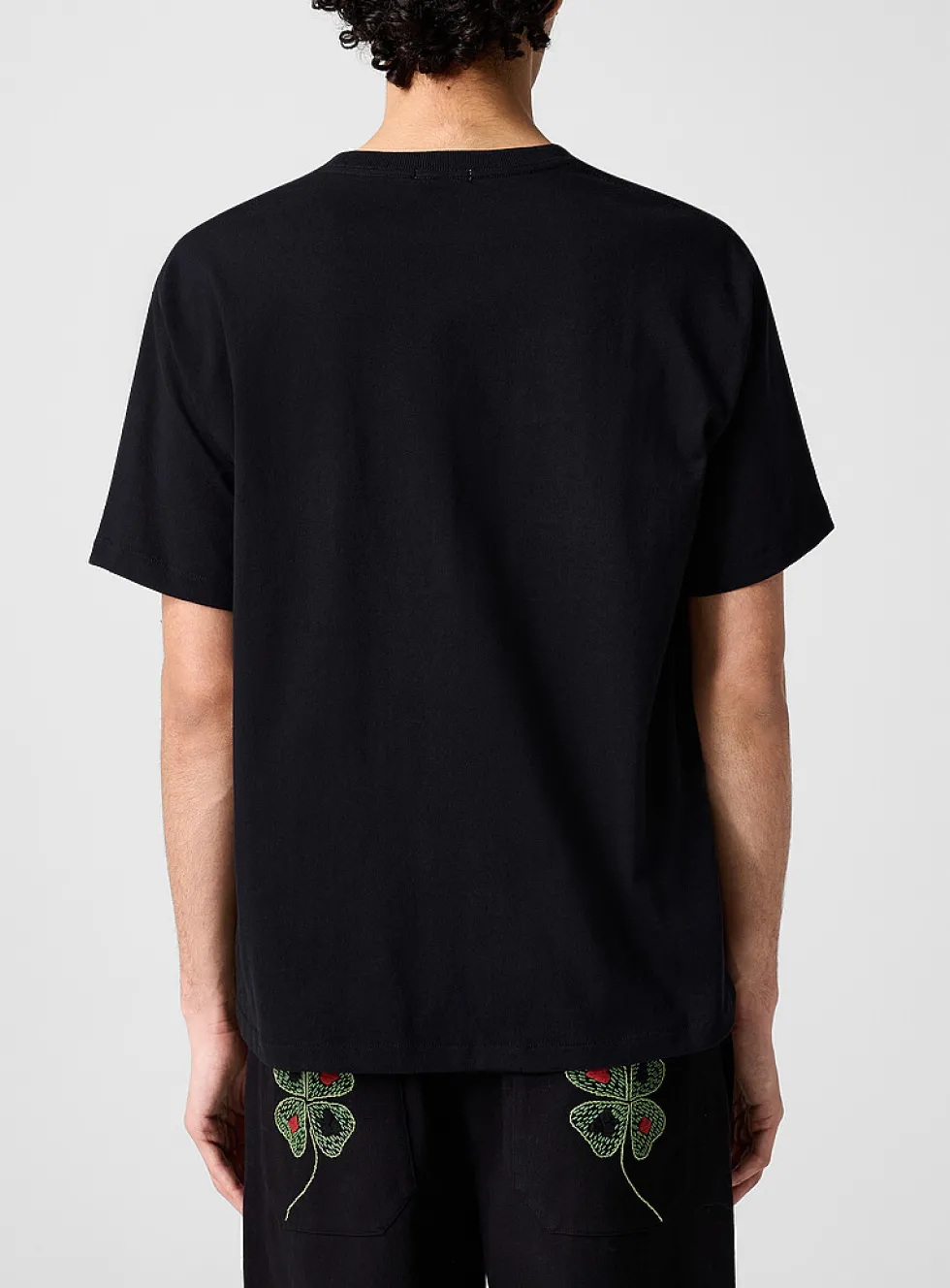 Metallic embroidery pocket T-shirt