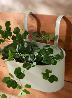 Metallic hanging planter