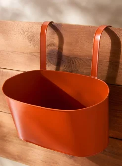 Metallic hanging planter