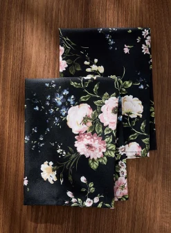Midnight blooms napkins