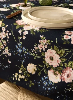 Midnight blooms tablecloth
