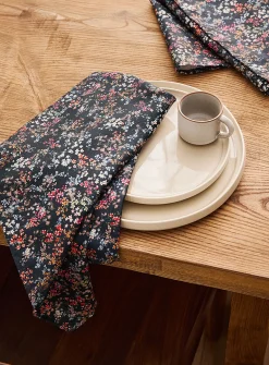 Midnight garden napkins