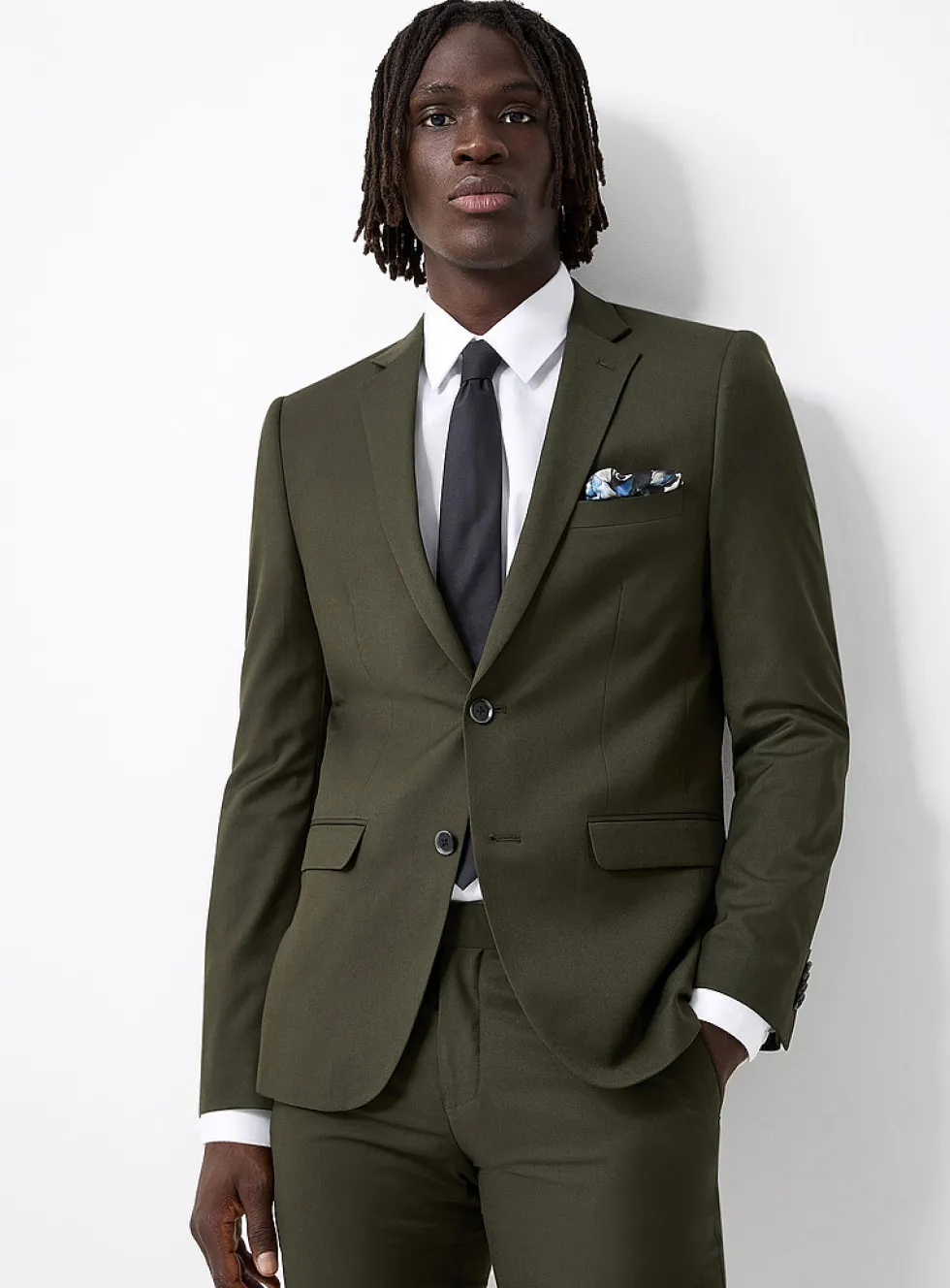 Minimalist colourful twill suit
