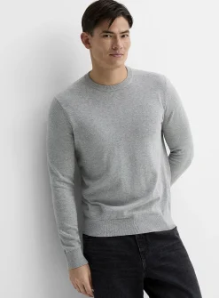 Minimalist crew-neck sweater