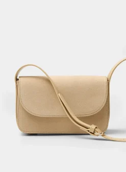 Minimalist crossbody bag
