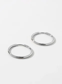 Minimalist fine hoops