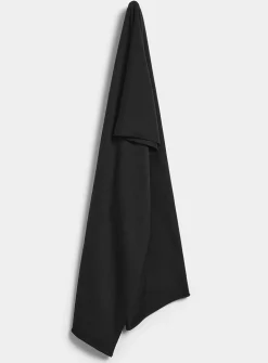 Minimalist merino wool scarf