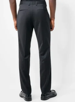 Minimalist pleated pant
