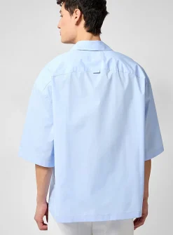 Minimalist poplin camp shirt