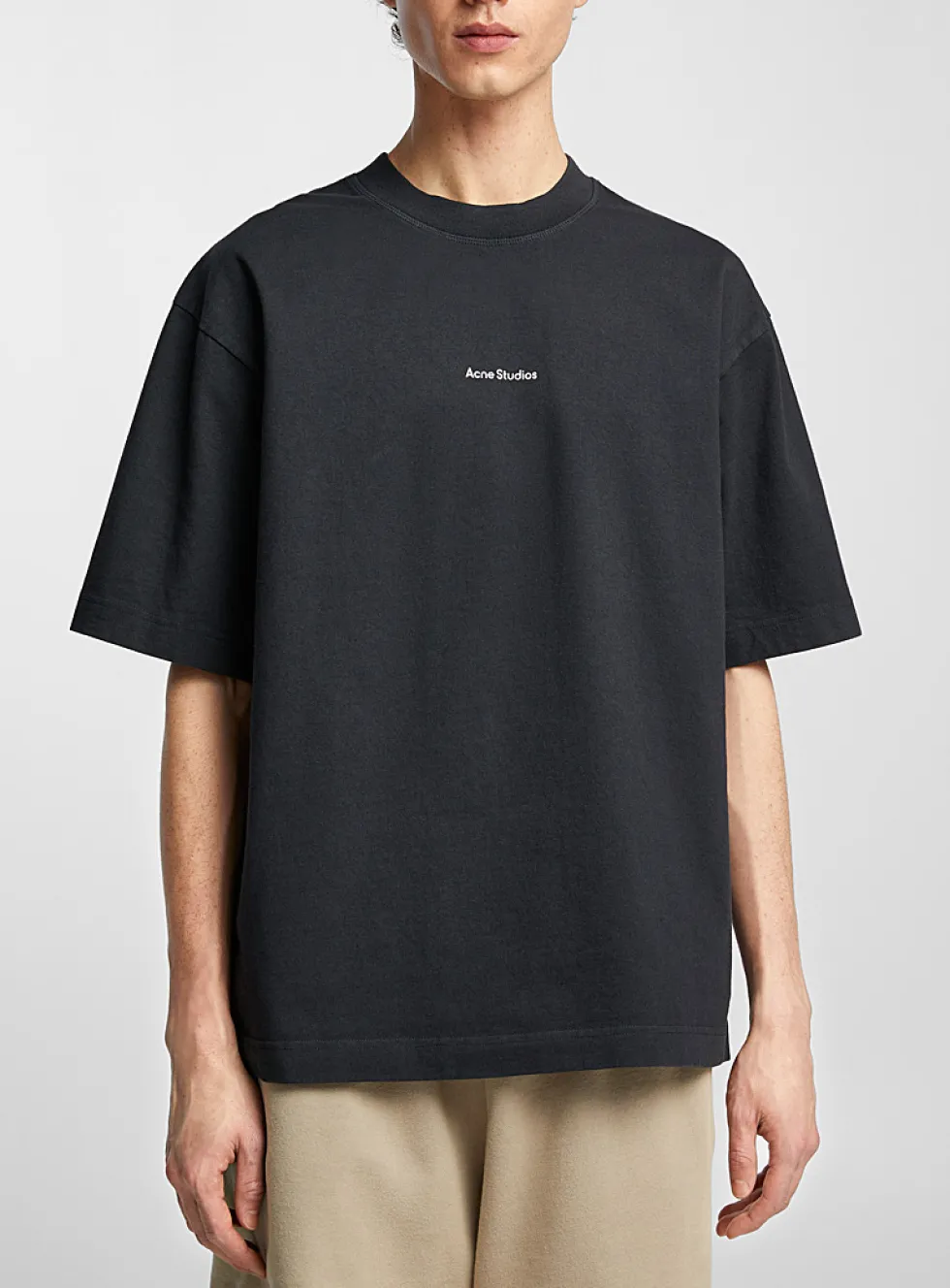 Minimalist signature T-shirt