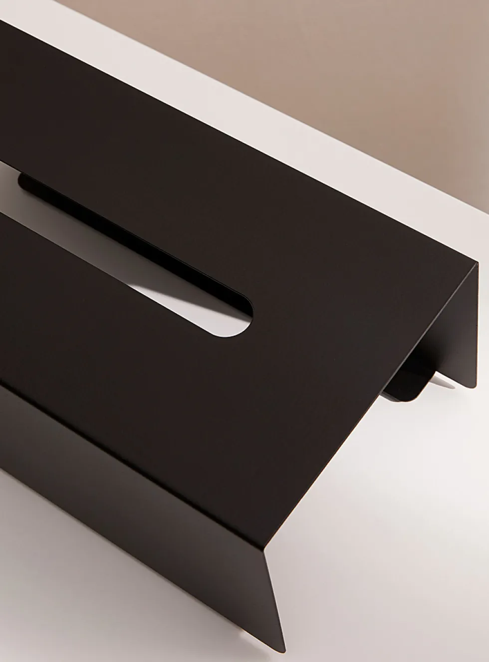 Minimalist tissue box cover