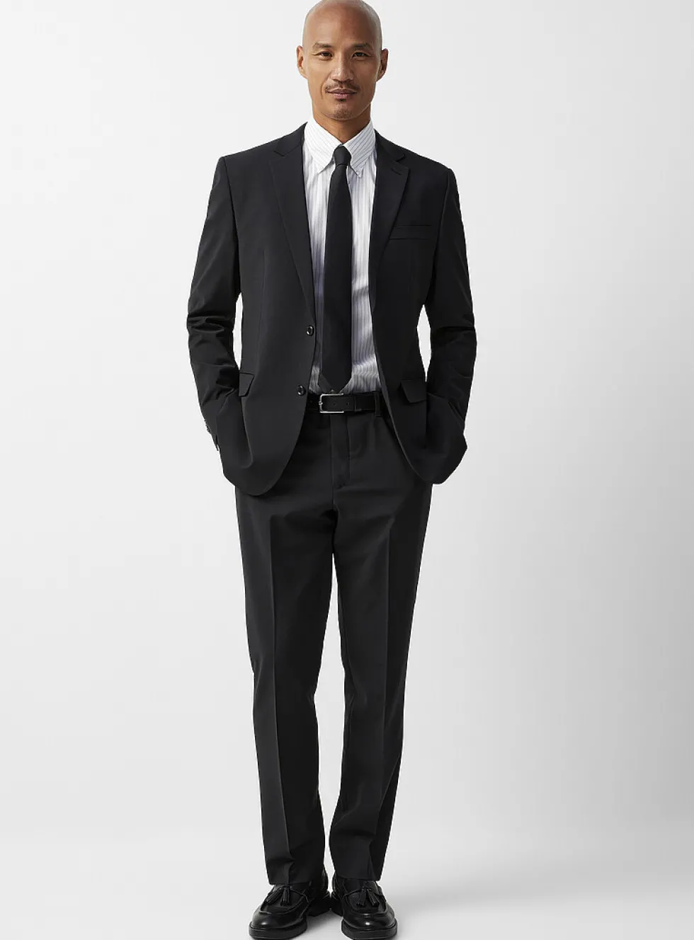 Minimalist wool-blend pant
