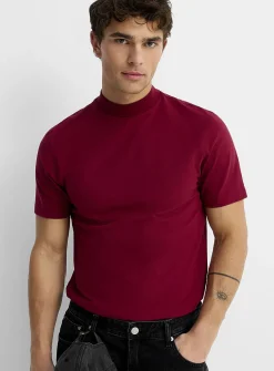 Mock-neck T-shirt