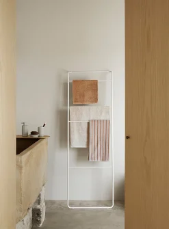 Modo steel ladder towel rack