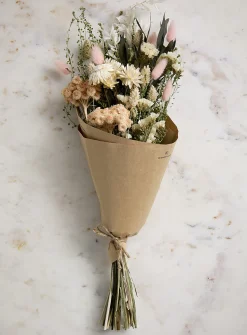 Molly dried plants bouquet