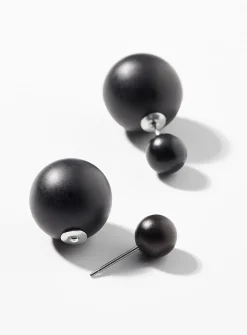 Monochrome bead double-sided earrings
