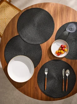 Monochrome braided placemats