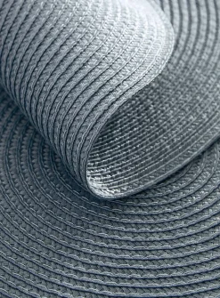 Monochrome braided placemats