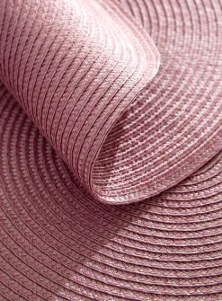 Monochrome braided placemats