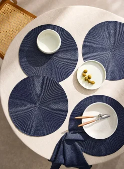 Monochrome braided placemats