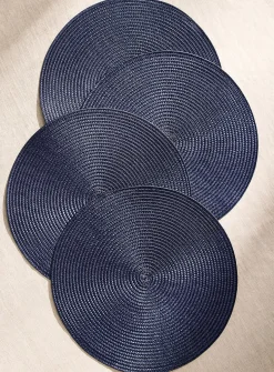 Monochrome braided placemats
