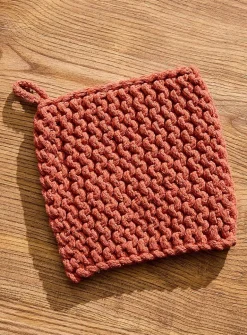 Monochrome crocheted trivet
