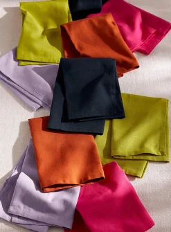 Monochrome napkins