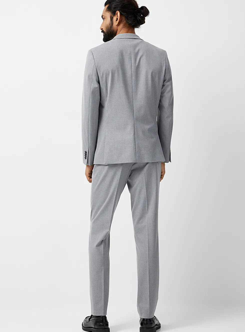 Monochrome recycled polyester suit