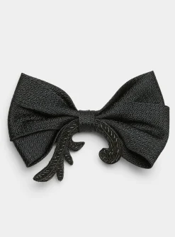 Monochrome spiral bow tie