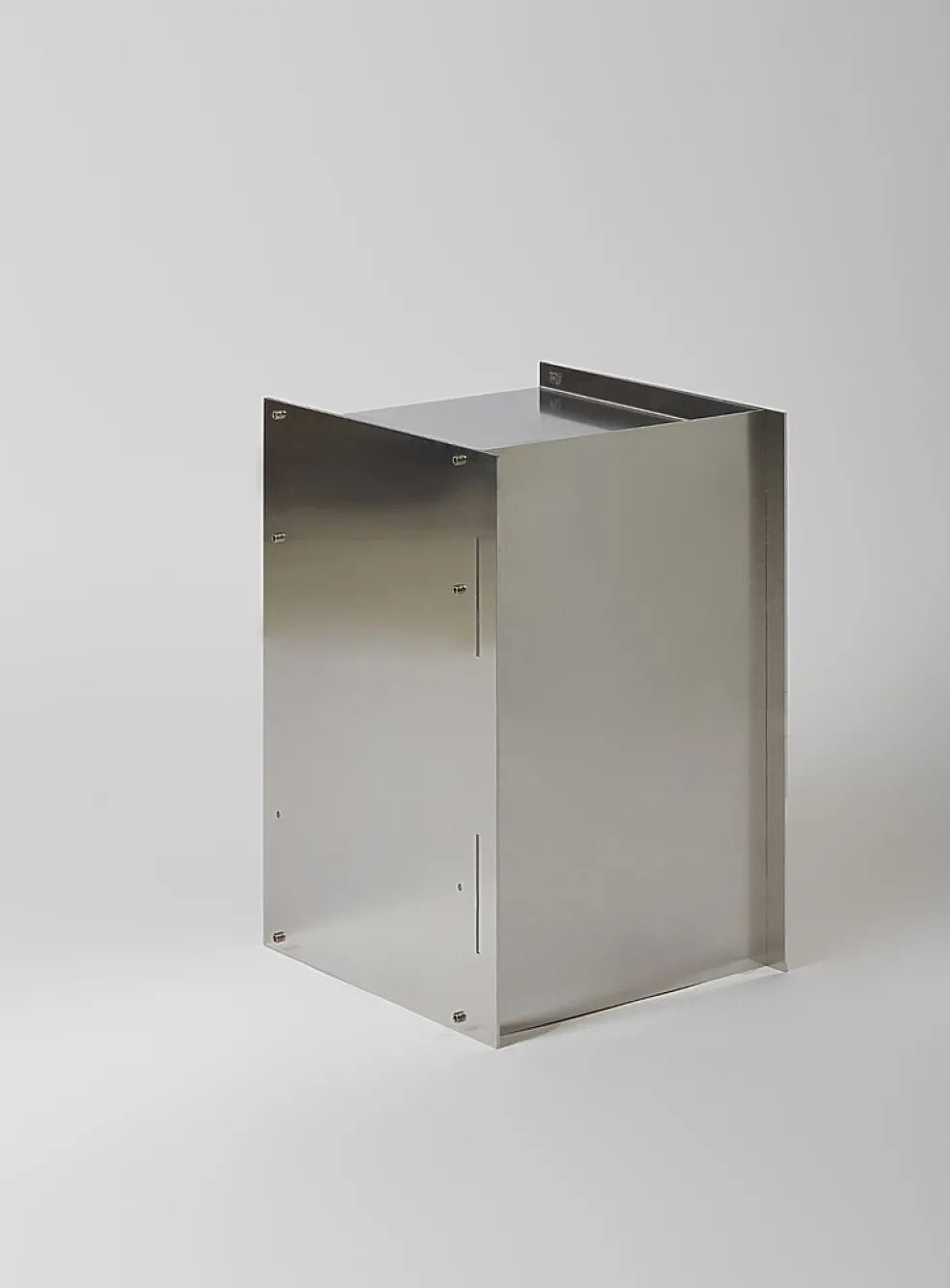 M01S raw aluminum side table trio