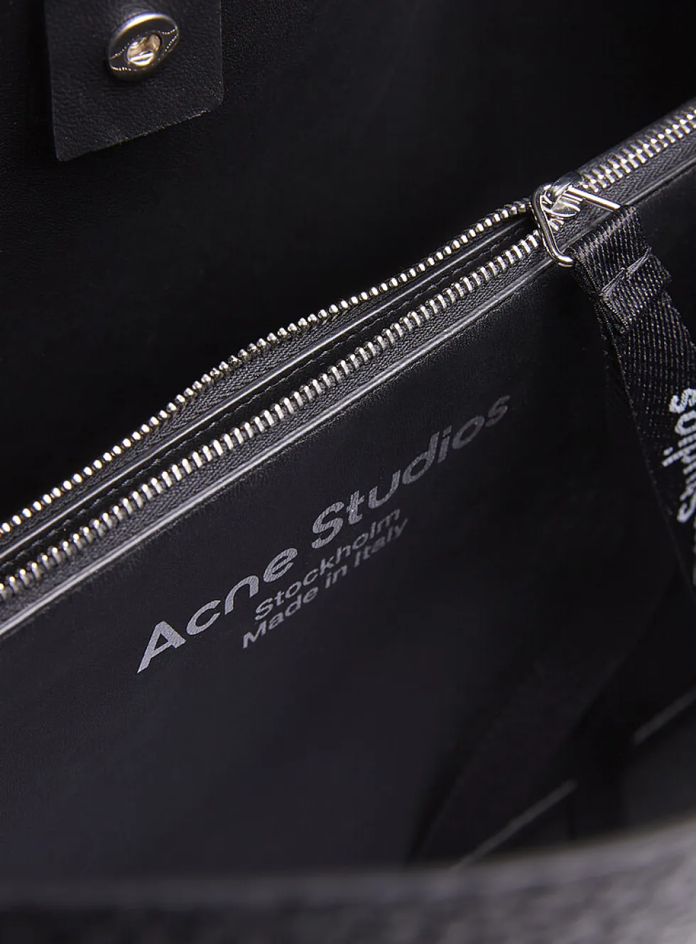 Musubi knots midi bag