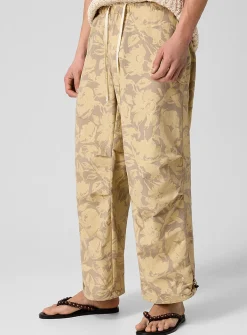 Myles floral print parachute pant