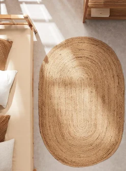 Natural jute oval rug